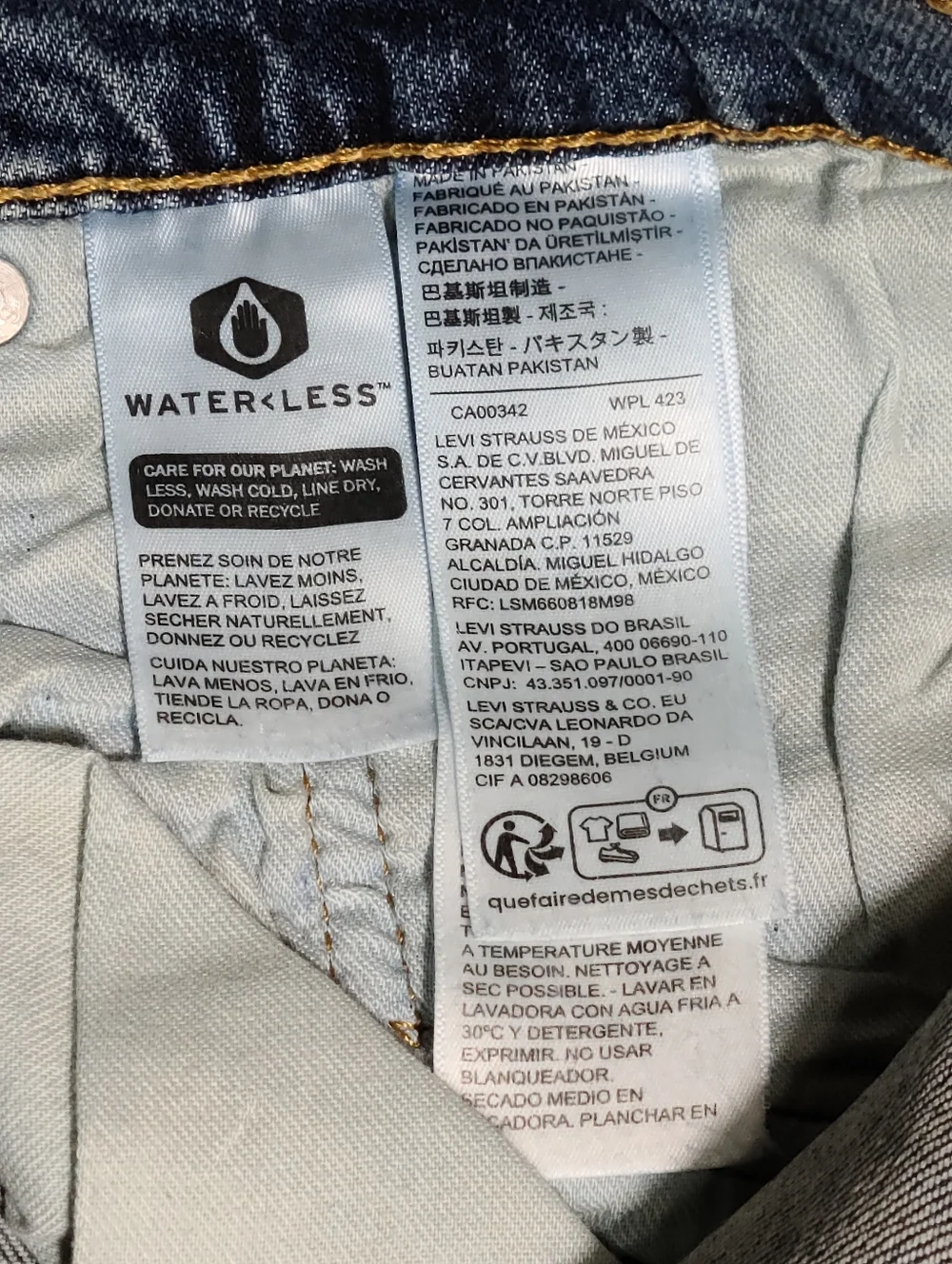 Levi's 502 Taper Regular Fit Blue Jean Men 40x32 NEW